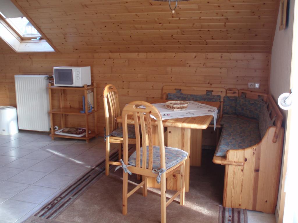 Ferienwohnung Anna Scheid ケルベルク エクステリア 写真