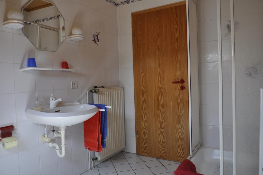 Ferienwohnung Anna Scheid ケルベルク エクステリア 写真