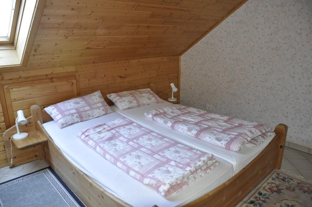 Ferienwohnung Anna Scheid ケルベルク エクステリア 写真