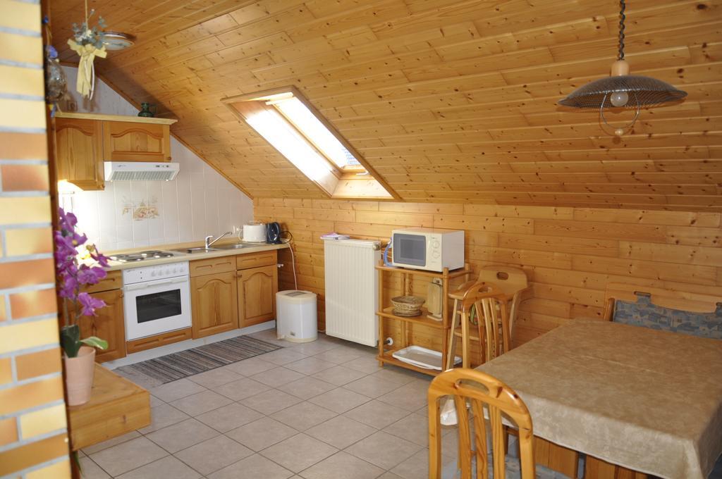 Ferienwohnung Anna Scheid ケルベルク エクステリア 写真